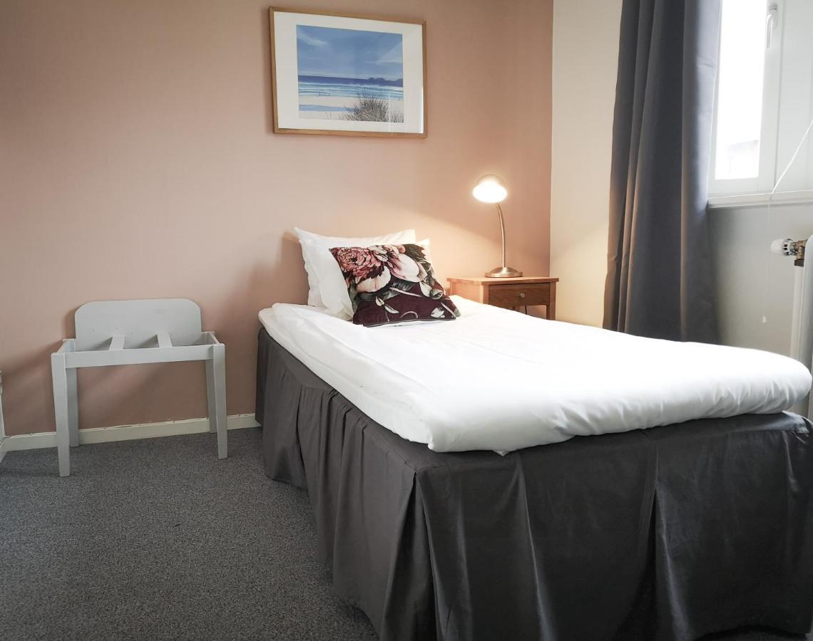 Hotell Apladalen I Vaernamo Kültér fotó